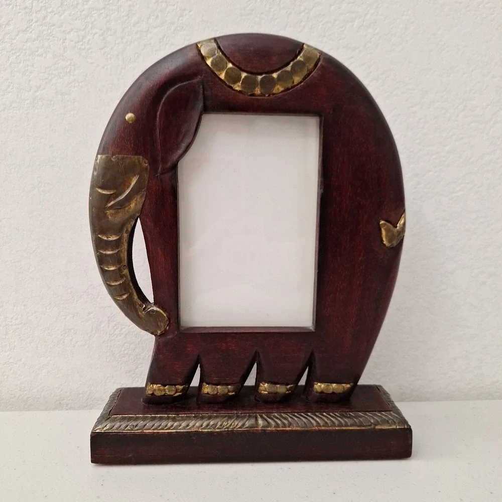 PIER ONE Elephant Carved Wood Picture Frame Figurine 11